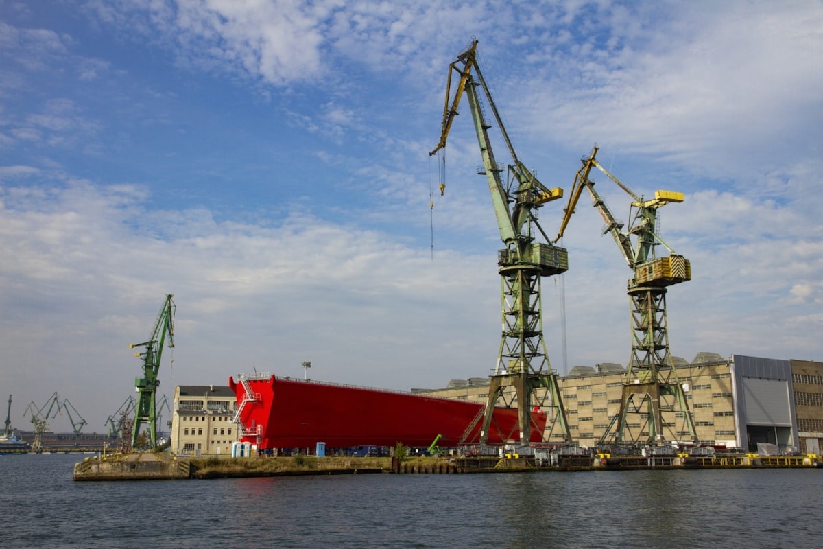 Ship yard